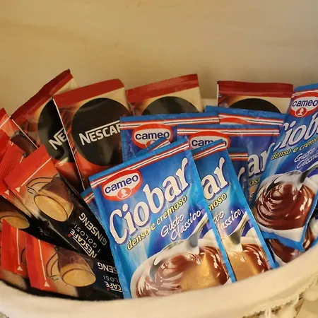 Alojamento de Acomodação e Pequeno-almoço Paura Nápoles