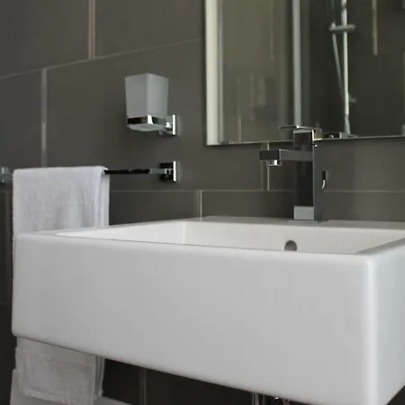 Paura Отель типа 