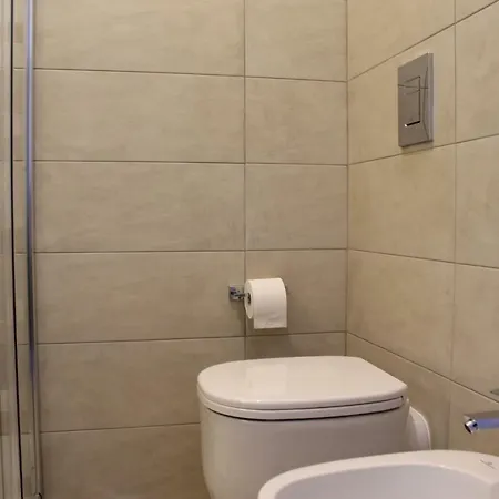 Paura 4*